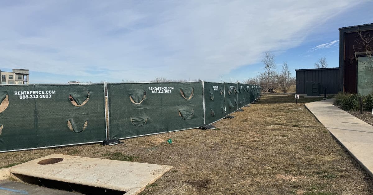 Types of Temporary Fencing for Pedestrian Pathways