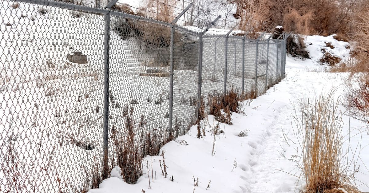 Why Post-Driven Fencing Is Ideal for Rough Terrain