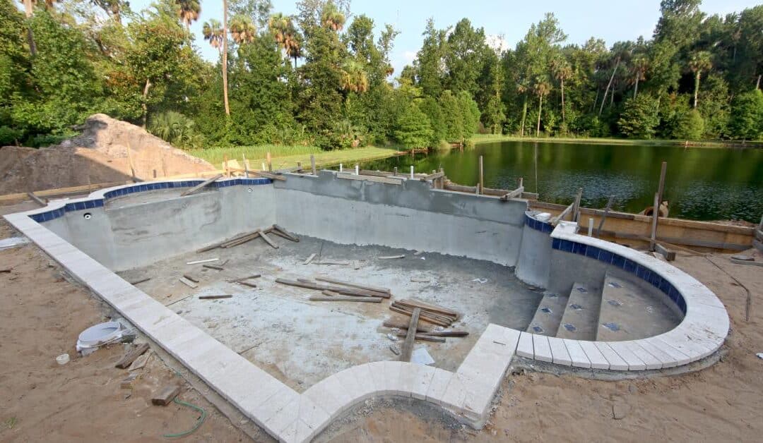 Why You Should Rent Temporary Fencing for Pool Construction